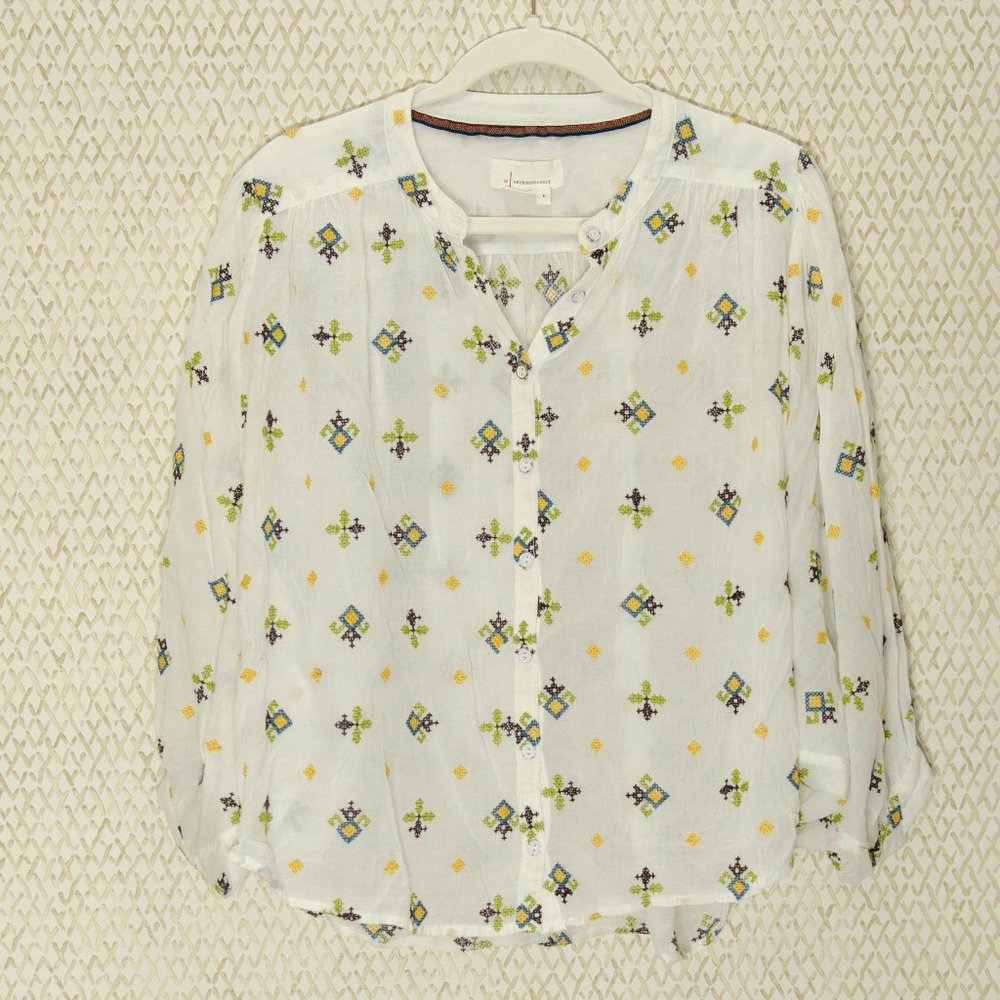 Anthropologie Lisabetta Embroidered Buttondown